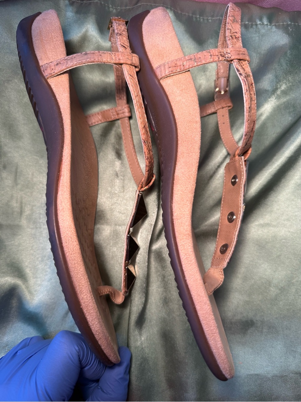 Vionic T-Strap Sandals - Picture 2 of 8
